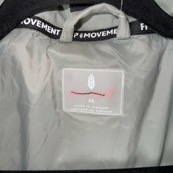 Free People coat ski jacket thumb holes sage green quilted hoodie NEW xs - Picture 8 of 16